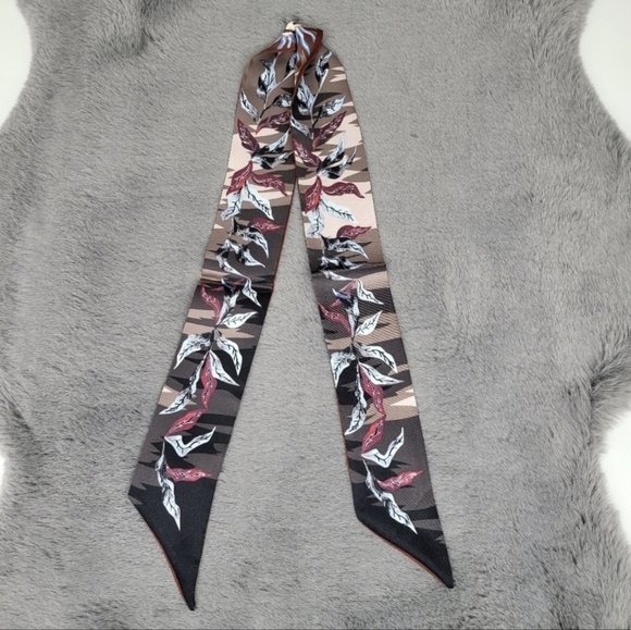 New Sun and Moon Silk Skinny Scarf Twilly - Picture 4 of 7